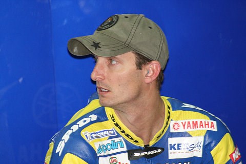 Edwards von neuer Yamaha begeistert: Nur der Nacken schmerzte