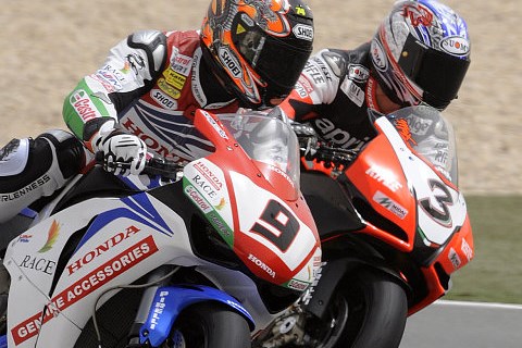 Biaggi und Nakano: Potential gezeigt: Aprilia-Fahrer fühlen sich wohl