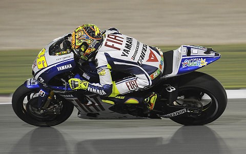 Rossi im Katar-Warm-up an Stoner dran: Hayden fuhr fleißig