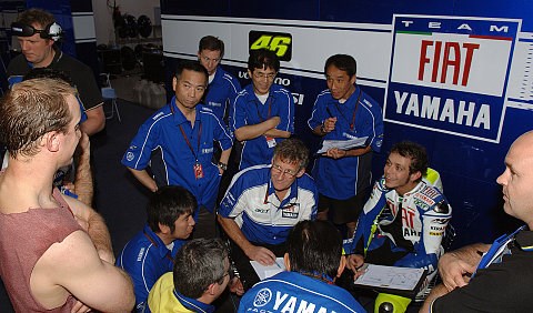 Rossi riecht den nächsten Ducati-Sieg