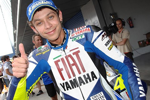 Rossi holt eindrucksvollen Sieg