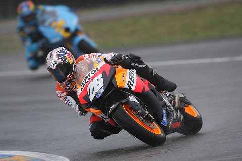 Repsol Hondas unterschiedlicher Freitag: Problemlos traf problembehaftet