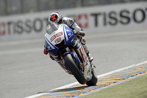 1. Training - Lorenzo schlägt Rossi: Es hat begonnen