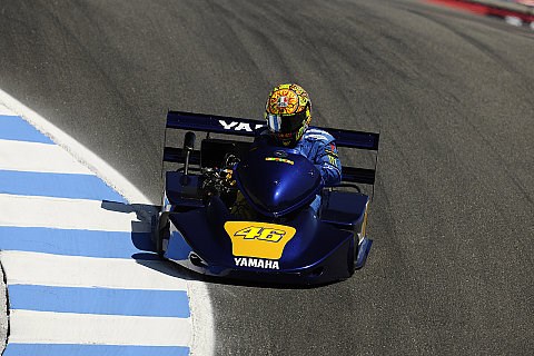 Rossi gewinnt Kartrennen: Legende schlägt Legenden