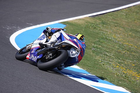 Abraham dank Regen zur Trainingsbestzeit: Schwimmtraining am Sachsenring