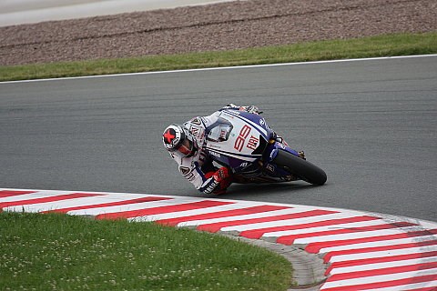 Lorenzo bedauert Taktik-Fehler: Hätte Rossi früher überholen müssen