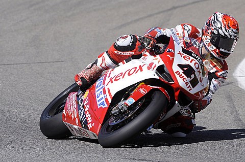 Haga sichert sich Pole: Haga vor Rea und Haslam