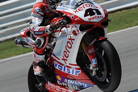 Haga holt spektakulären Sieg: Fünf Mal Italien auf dem Podium