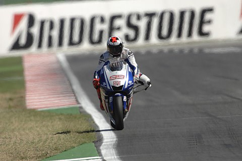 Lorenzo mit Trainingsbestzeit in Estoril: Stoner mit gutem Comeback