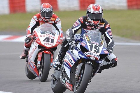 Spies siegt in Lauf 1: Spies und Haga im direkten Duell