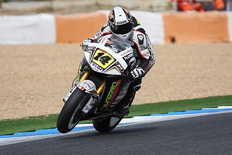 De Puniets Füße waren im Weg: Kann mit offenem Stiefel nicht fahren