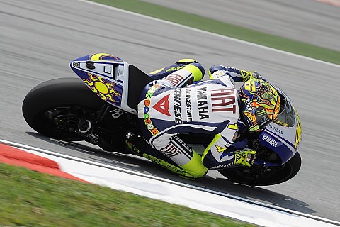 Rossi holt überlegene Pole in Sepang: Lorenzo muss kämpfen