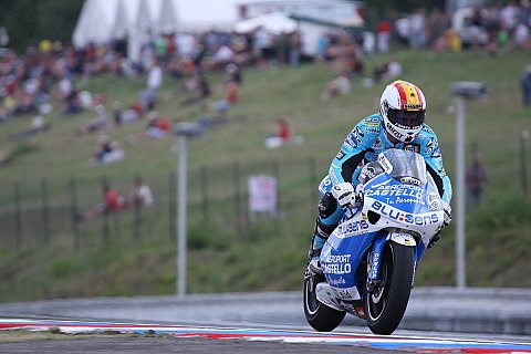 Debon auf Pole und schwer gestürzt: Simoncelli Zweiter, Aoyama Fünfter