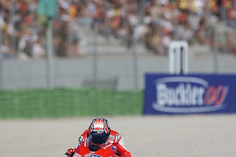 Stoner mit Montagsbestzeit beim Valencia-Test: Spies klar bester Rookie, Moto2 überrascht