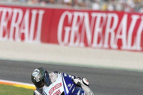 Rossis und Lorenzos gute Vergleiche: Die neue Yamaha macht Laune