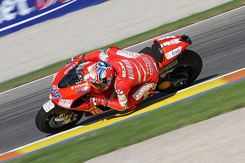 Stoner muss den Fahrstil umstellen: Hayden beklagt die Lücke