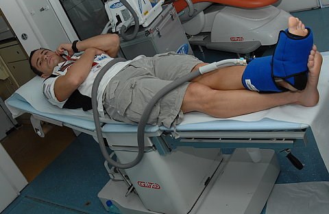 De Puniet erfolgreich am Knöchel operiert: Schrauben entfernt