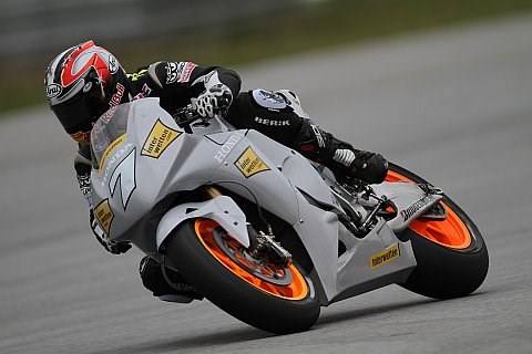 Aoyama tat sich schwer in Sepang: Ein völlig neues Motorrad
