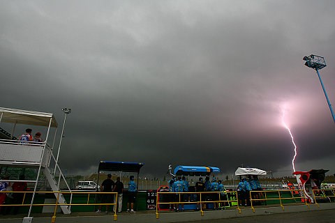 De Angelis Schnellster in Jerez: Die trockenste Gegend Spaniens