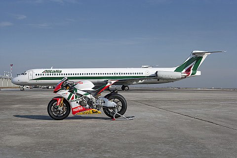 Camier fühlt sich bei Aprilia gut behandelt: Mir wird nichts vorenthalten