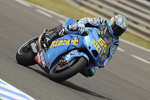 Suzuki-Piloten halten am alten Chassis fest: Am Kurvenausgang fehlt Stabilität