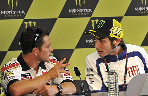 De Puniet noch mit einigen Problemen: Bremsstabilität, Chassis, Nervosität...