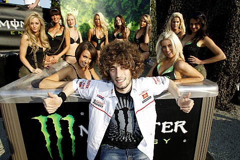 Melandri auf 11, Simoncelli 13.: Melandri: Morgen in die Defensive