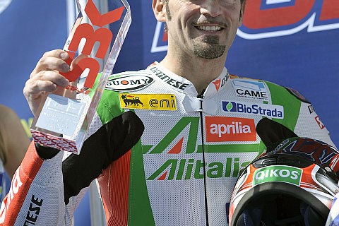 Biaggi, Haslam und Fabrizio nach Lauf 2: Haslam: Biaggi war nicht stoppen