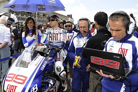 Yamaha wieder mit zwei Mann am Start: Lorenzo und Yoshikawa greifen in Barcelona an