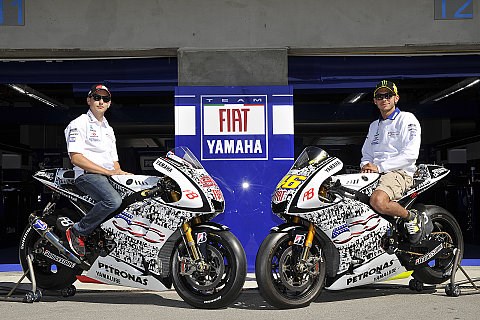 Zufriedenheit und Schmerzen bei Yamaha: Lorenzo auf zwei, Rossi auf sechs