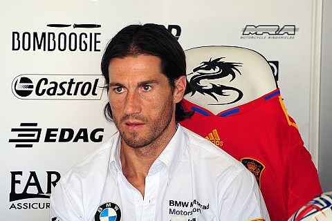 BMW greift in Silverstone wieder voll an: Corser wieder fit