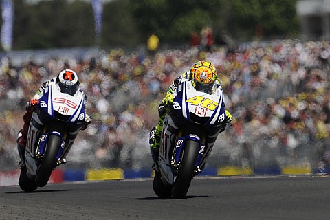 Yamaha: Noch keine Antwort von Rossi und Lorenzo: In Brünn soll Team 2011 stehen