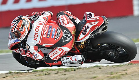 Fabrizio im FT1 in Magny Cours vorn: Fabrizio meldet sich zurück