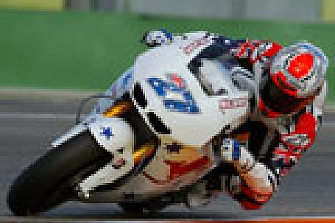 Stoner von Rossis Testproblemen überrascht: Ducati bleibt weiter ruhig