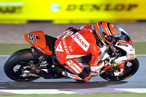 Bradl holt in Katar souveränen Sieg: Lüthi kämpft sich auf das Podest