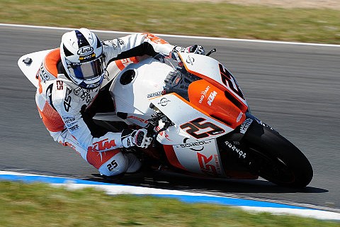 Matej Smrz siegt im ersten Lauf in Oschersleben: Von der Pole zum Sieg