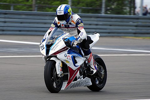 STK1000 - Reiterberger auf drei: Petrucci holt Bestzeit im STK1000-Quali