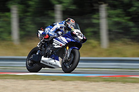 Melandri bleibt bei Yamaha: Auch 2012 Teamkollege von Eugene Laverty