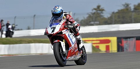 Checa siegt auf dem Nürburgring: Melandri & Haga auf dem Podest