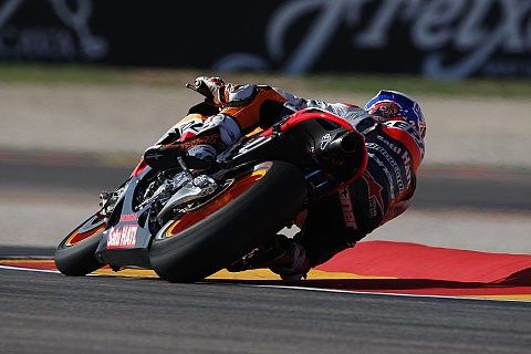 Stoner führt drittes Training an: Lorenzo nur auf dem achten Platz