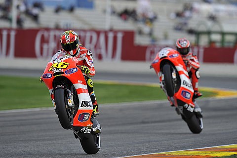 Ducati bei Valencia-Test mit Alu-Rahmen: Ein experimentelles Bike