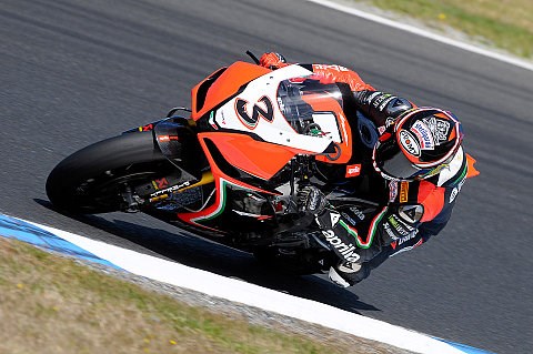 Aprilia-Team nach tödlichem Unfall geschockt: Biaggi in Startreihe Eins