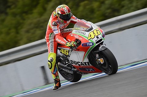 Rossi & Hayden bleiben auf dem Boden: Nach und nach steigern