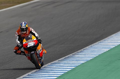 Pedrosa auf abtrocknender Strecke vorne: Rossi dank Nässe Zweiter