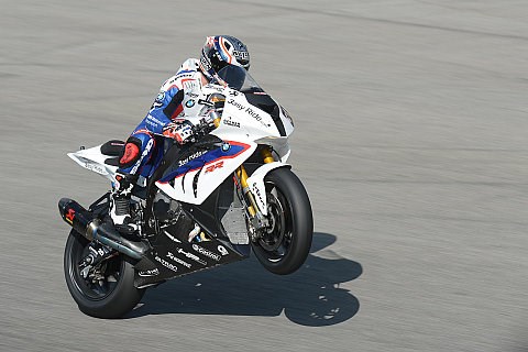 Melandri gewinnt ersten Donington-Lauf: BMW siegt zum ersten Mal