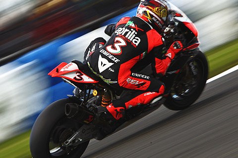 Biaggi siegt im Kampf gegen Melandri: Checa mit Glück aufs Podest