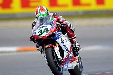 Giugliano bleibt vorn: Biaggi fährt zu Position vier