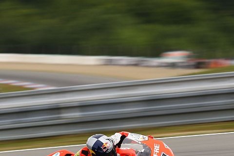 Folger, Salom und Cortese nach dem Brünn-Rennen: Der Sieger traf beinahe die falsche Wahl