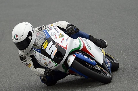 Fenati trotz Sturz Schnellster: Folger mischt stark mit