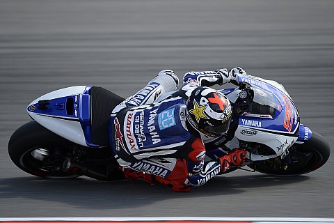 Lorenzo führt Warm-Up an: Bradl rutscht das Vorderrad weg